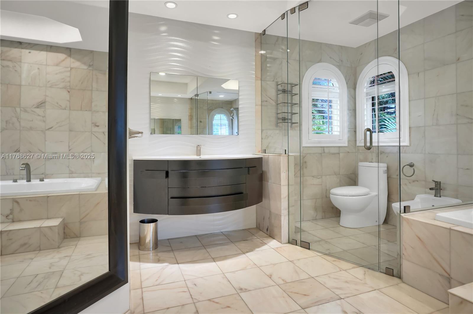 CORAL GABLES SEC E - Residential