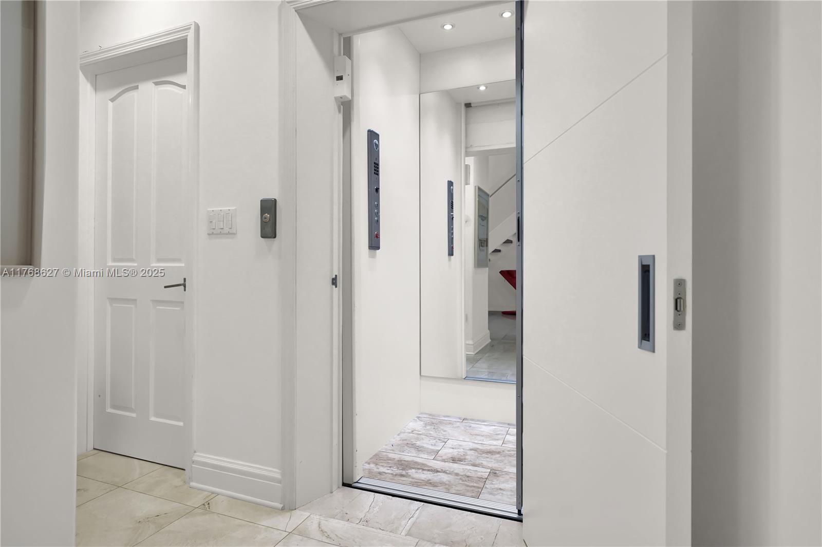 CORAL GABLES SEC E - Residential