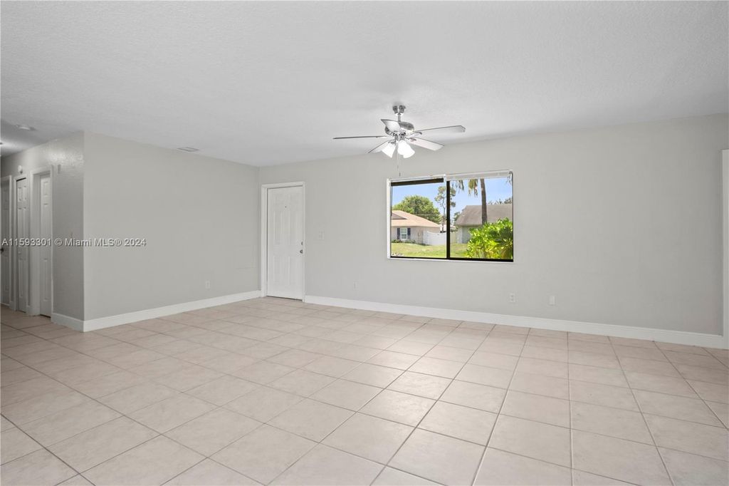 Photo of 468 SW Molloy St, Port Saint Lucie, FL 34984 (MLS # A11593301)