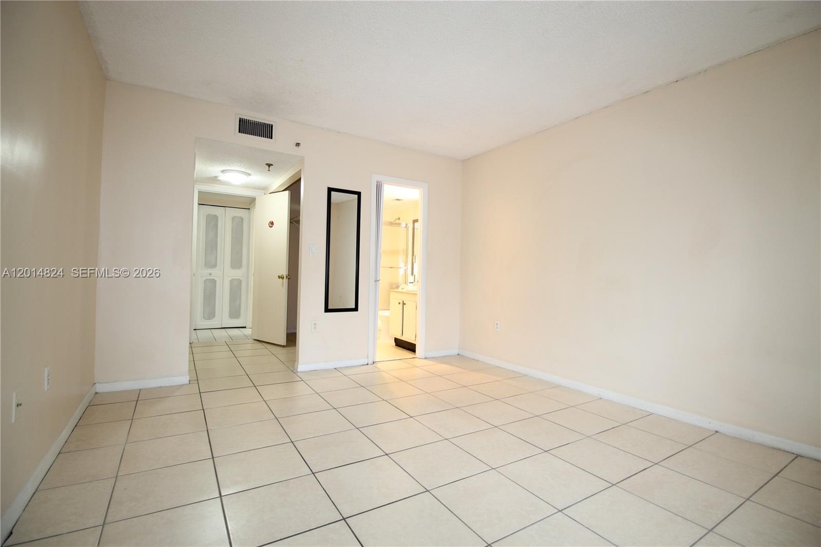 GREYNOLDS PARK CLUB CONDO - Residential Lease