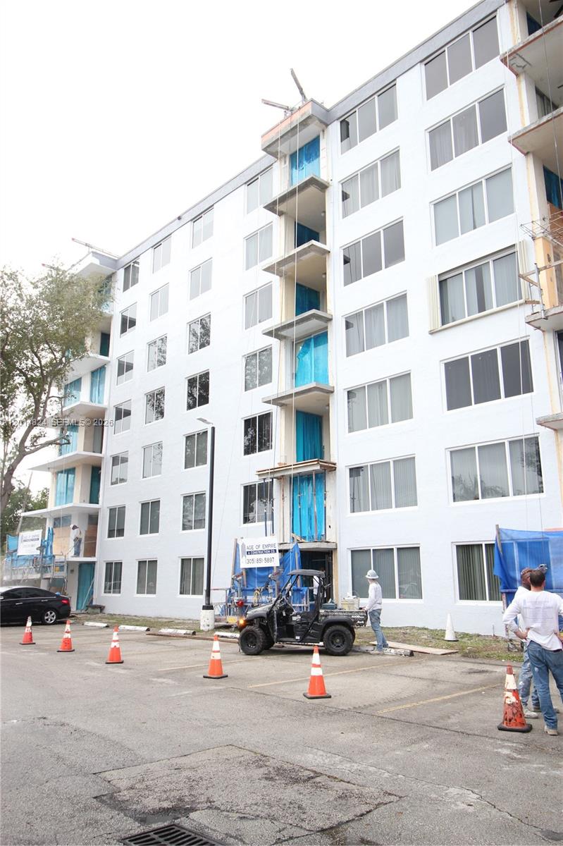 GREYNOLDS PARK CLUB CONDO - Residential Lease