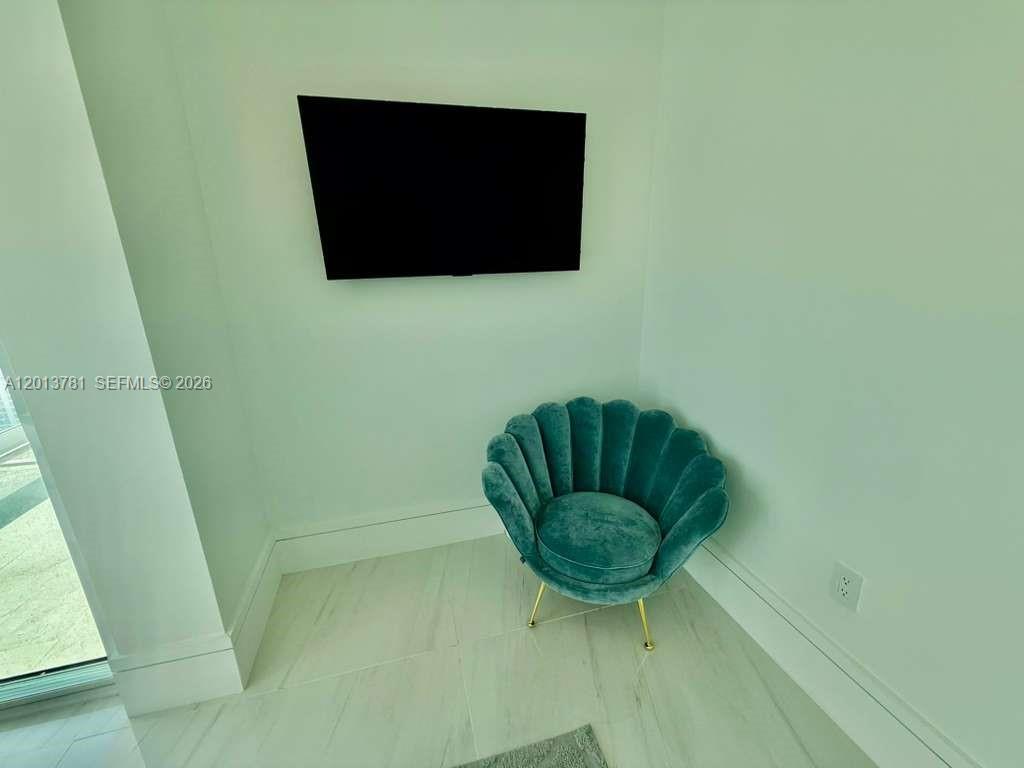ASIA CONDO - Residential Lease