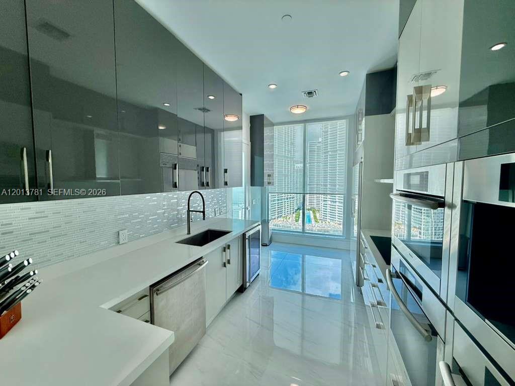 ASIA CONDO - Residential Lease