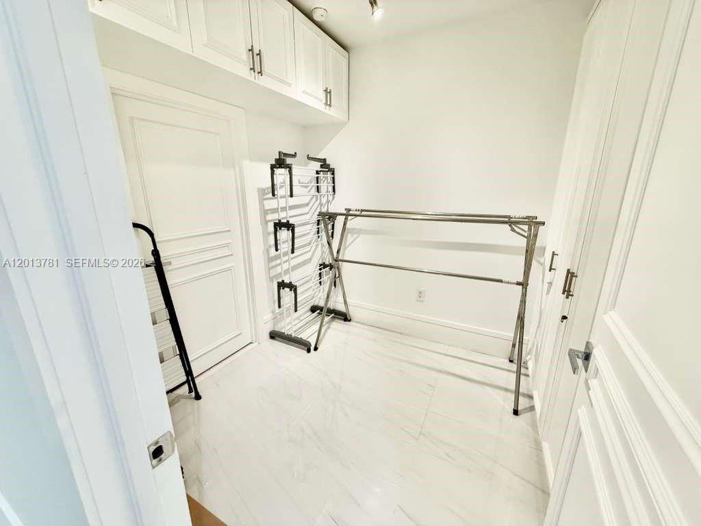 ASIA CONDO - Residential Lease