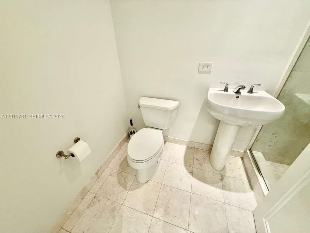 ASIA CONDO - Residential Lease