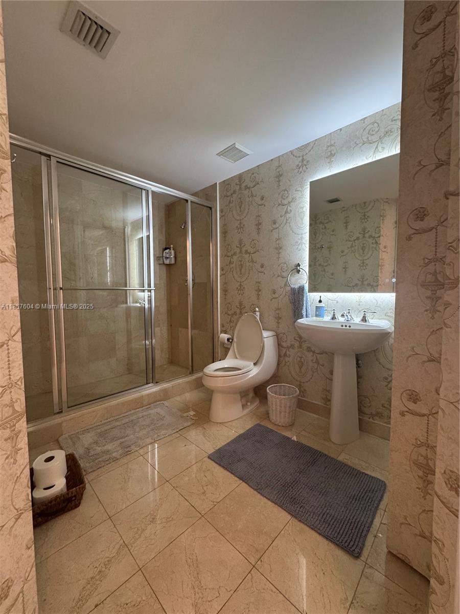 SOLIMAR CONDO - Residential