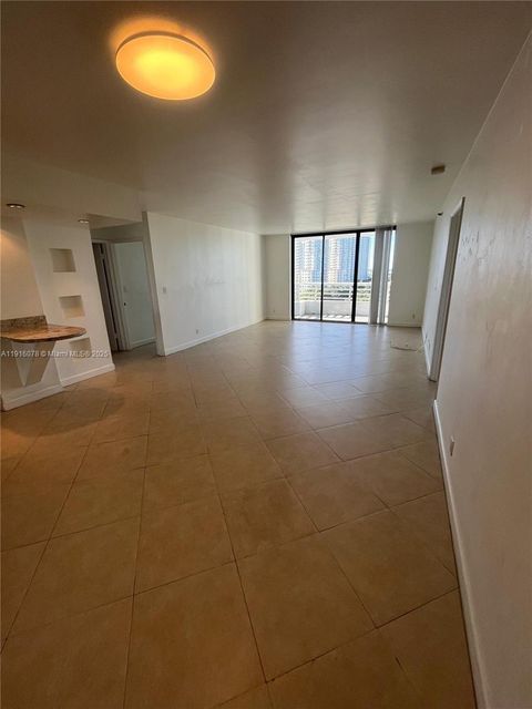 3300 NE 192nd St 1202 Aventura FL 33180