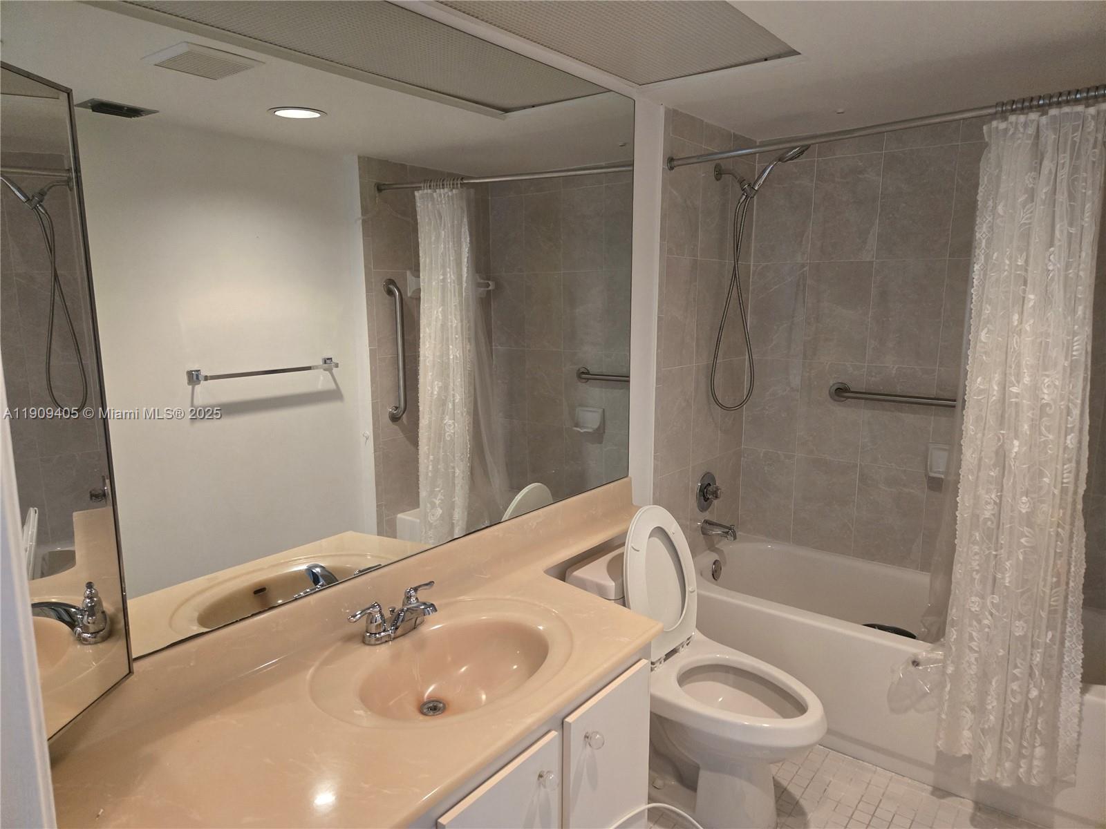 LANCASTER AT CENTURY VILL - Residential