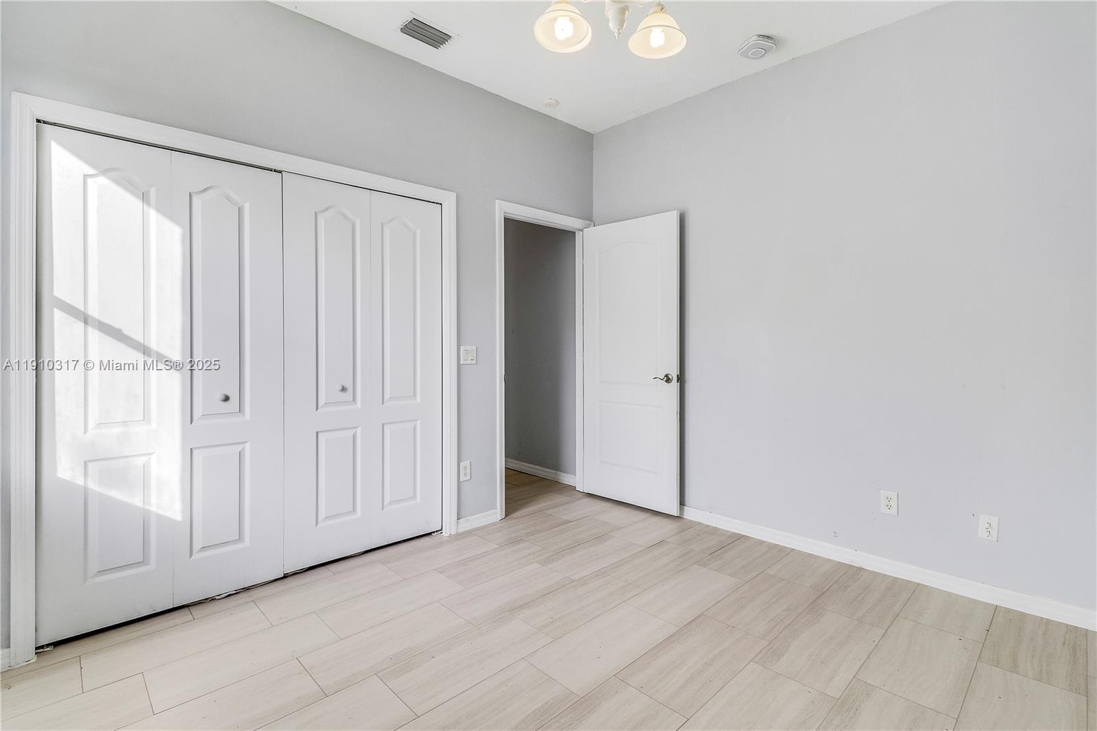 PORT ST LUCIE SECTION 5 - Residential