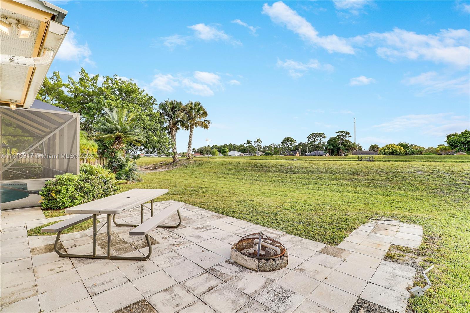 PORT ST LUCIE SECTION 5 - Residential