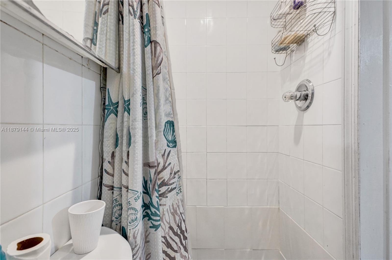 BILTMORE CLUB VILLAS TOWN - Residential