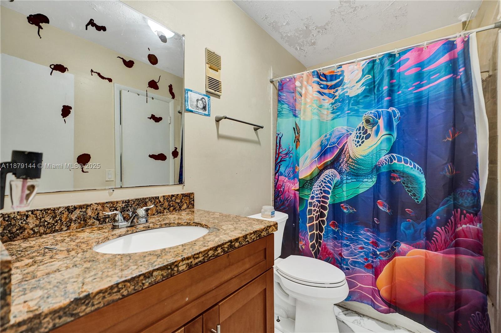 BILTMORE CLUB VILLAS TOWN - Residential