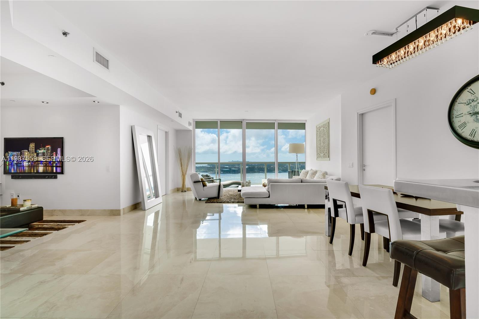 ICON CONDO - Residential Lease