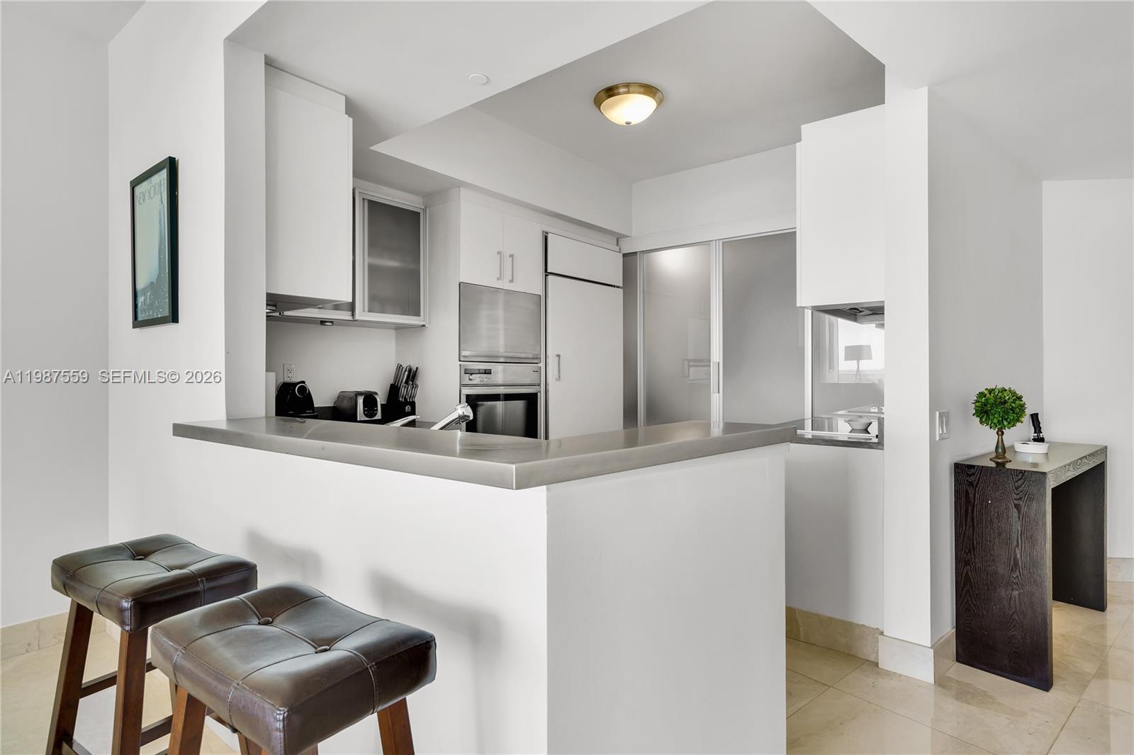 ICON CONDO - Residential Lease