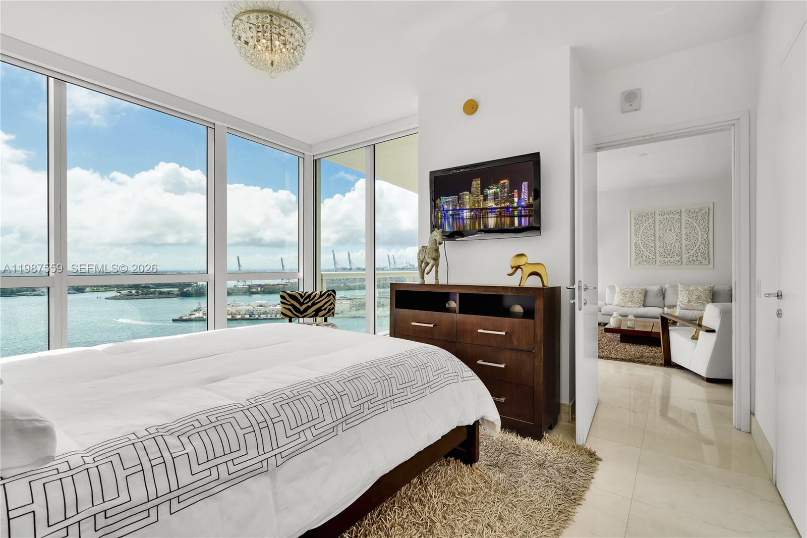 ICON CONDO - Residential Lease