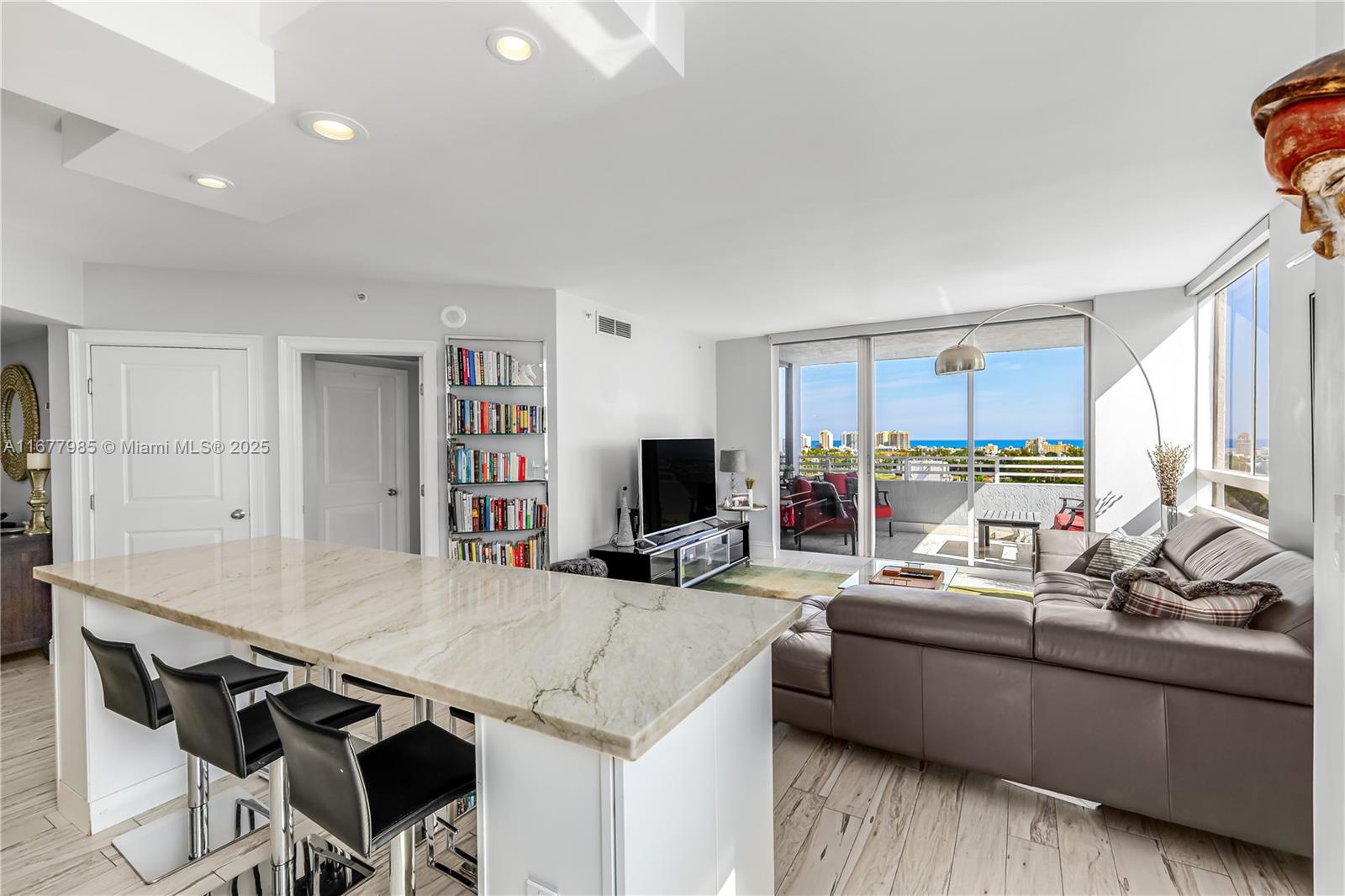 THE WAVERLY AT SOUTH BEAC - Residential