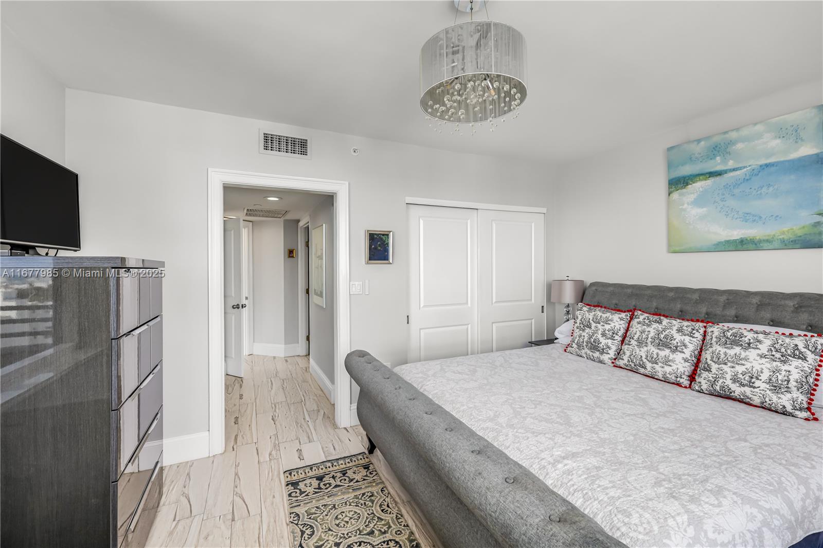 THE WAVERLY AT SOUTH BEAC - Residential
