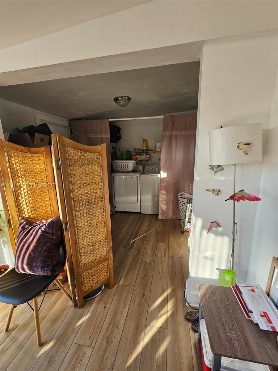 TWIN LAKES HOMES SEC 4 - Residential