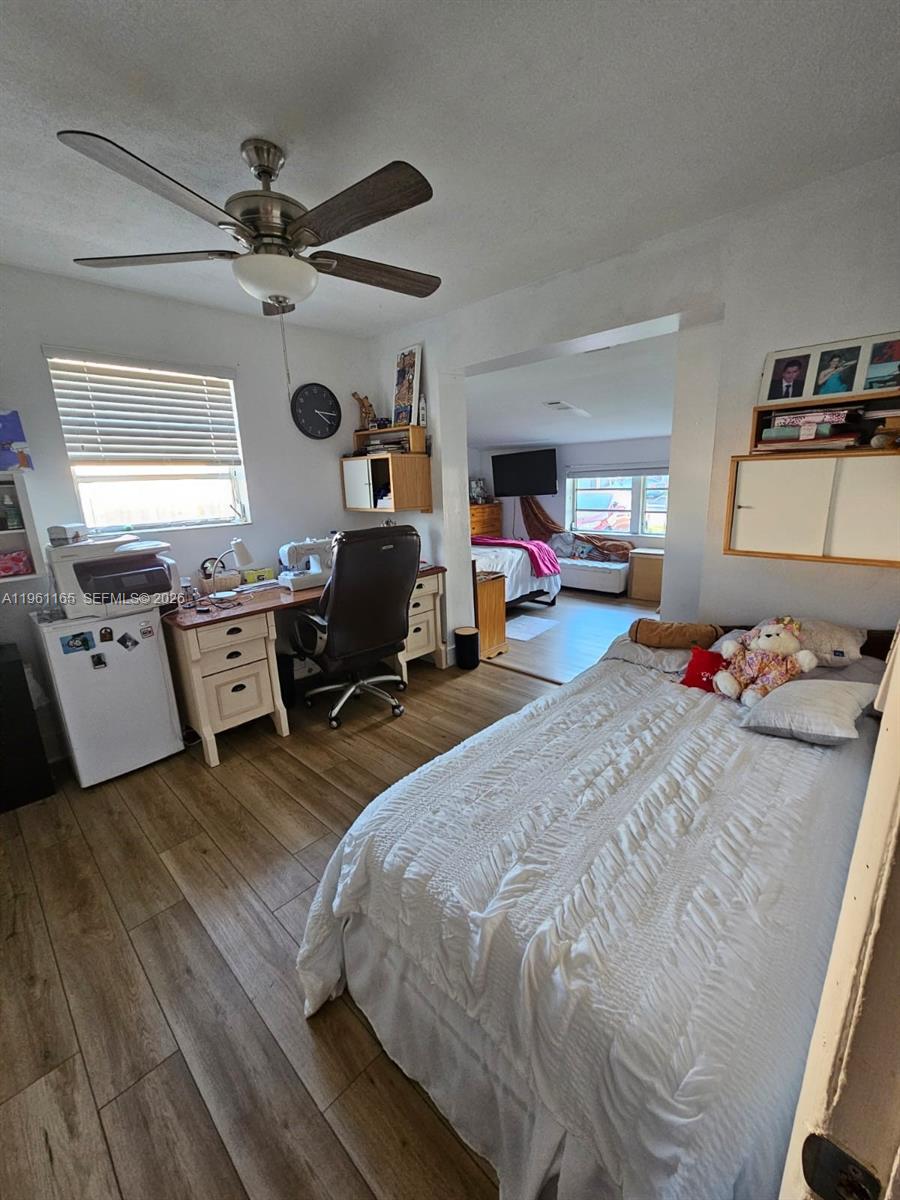 TWIN LAKES HOMES SEC 4 - Residential