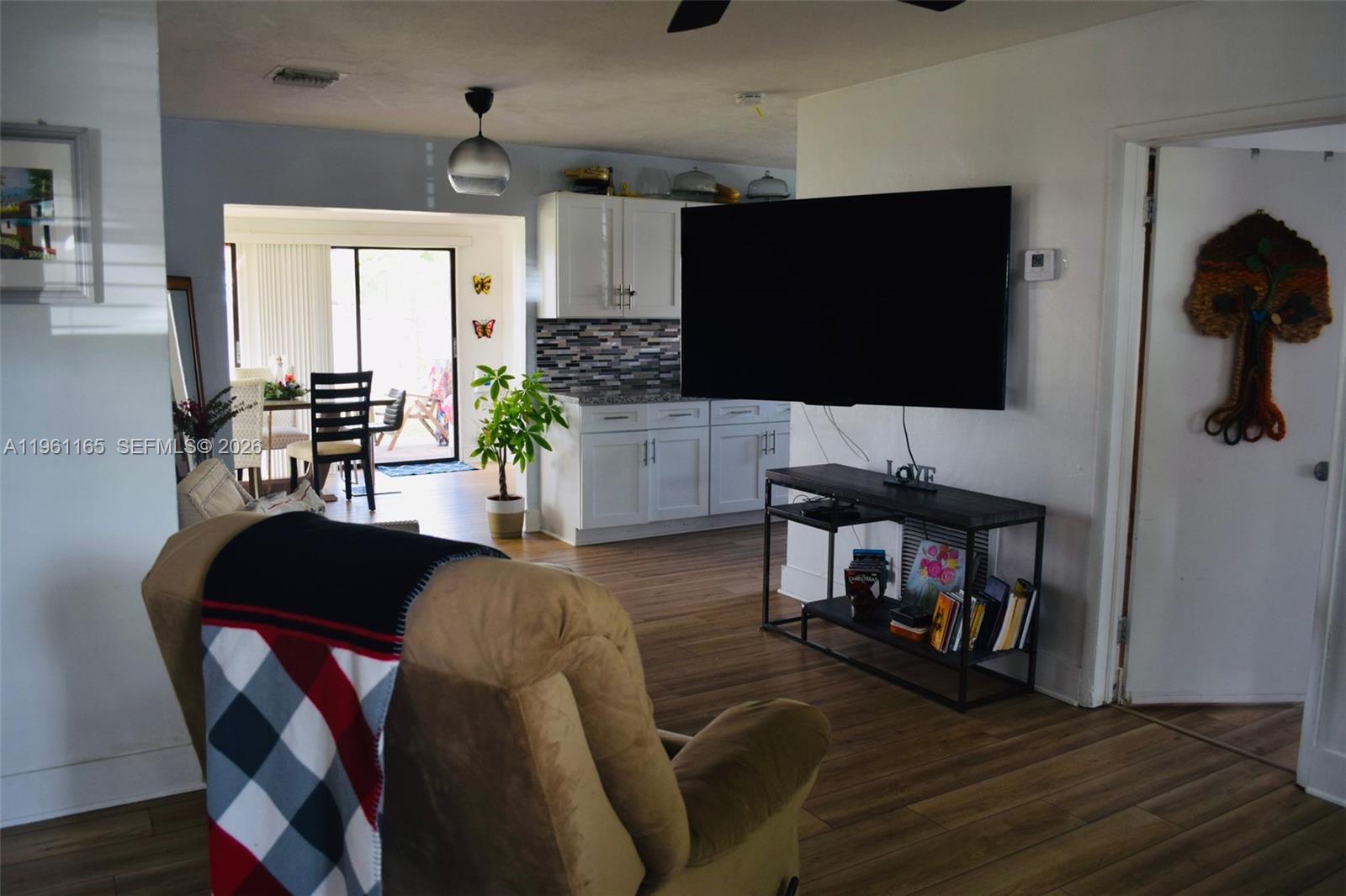 TWIN LAKES HOMES SEC 4 - Residential