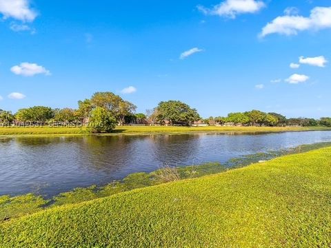 Tiny photo for 4351 Leicester Ct, West Palm Beach, FL 33409 (MLS # A12042531)