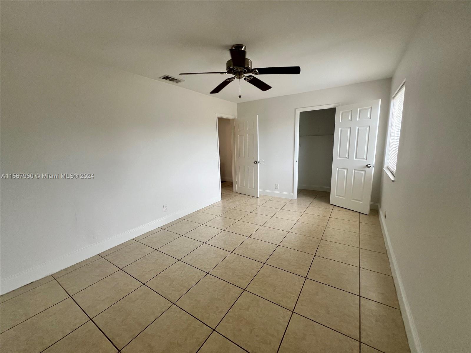 PALM BEACH FARMS CO 7 - Residential Lease