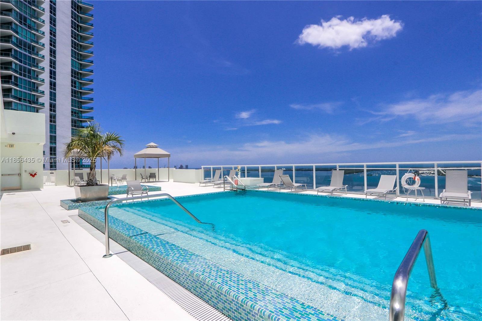 THE EMERALD AT BRICKELL C - Residential