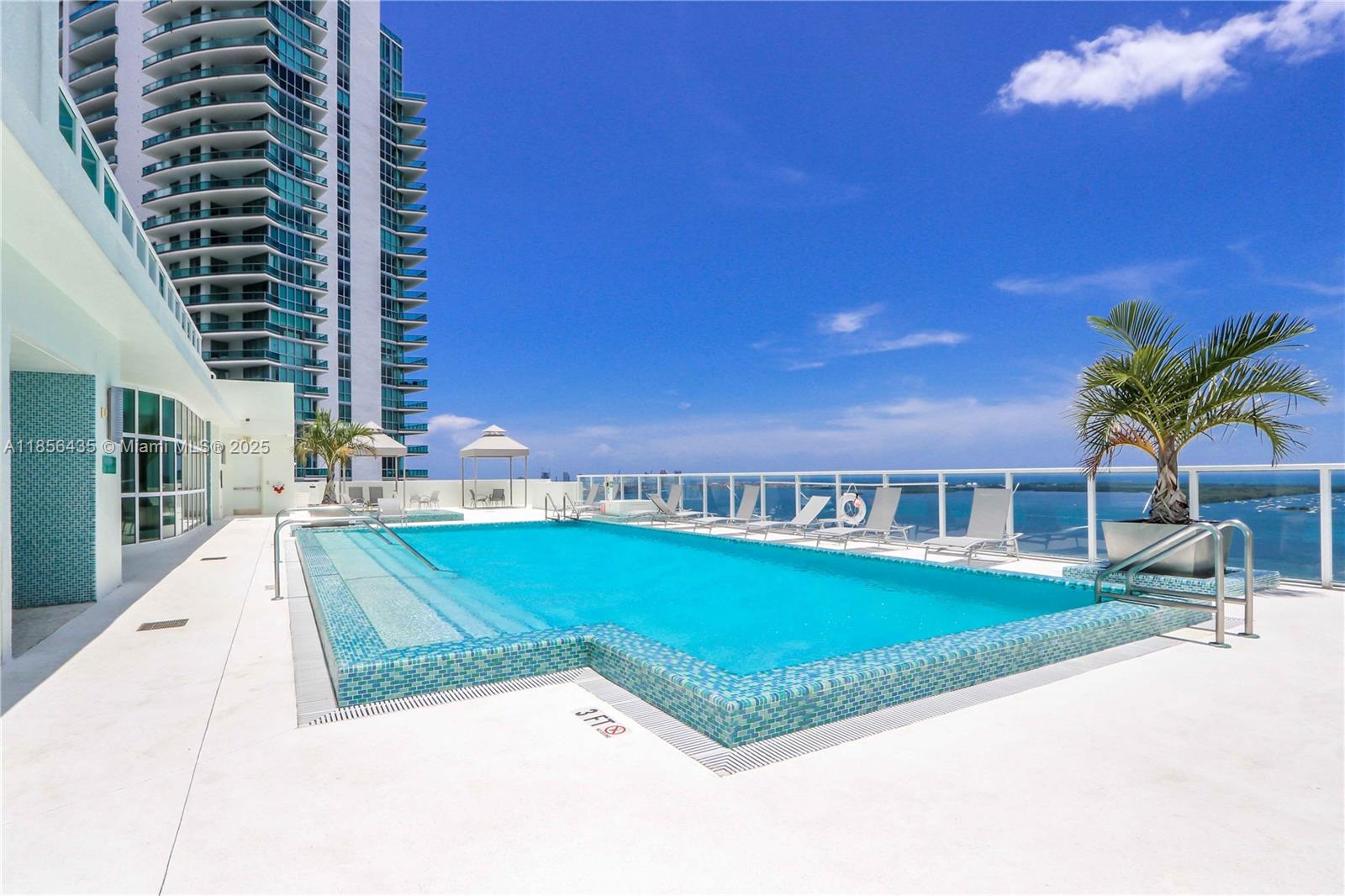 THE EMERALD AT BRICKELL C - Residential