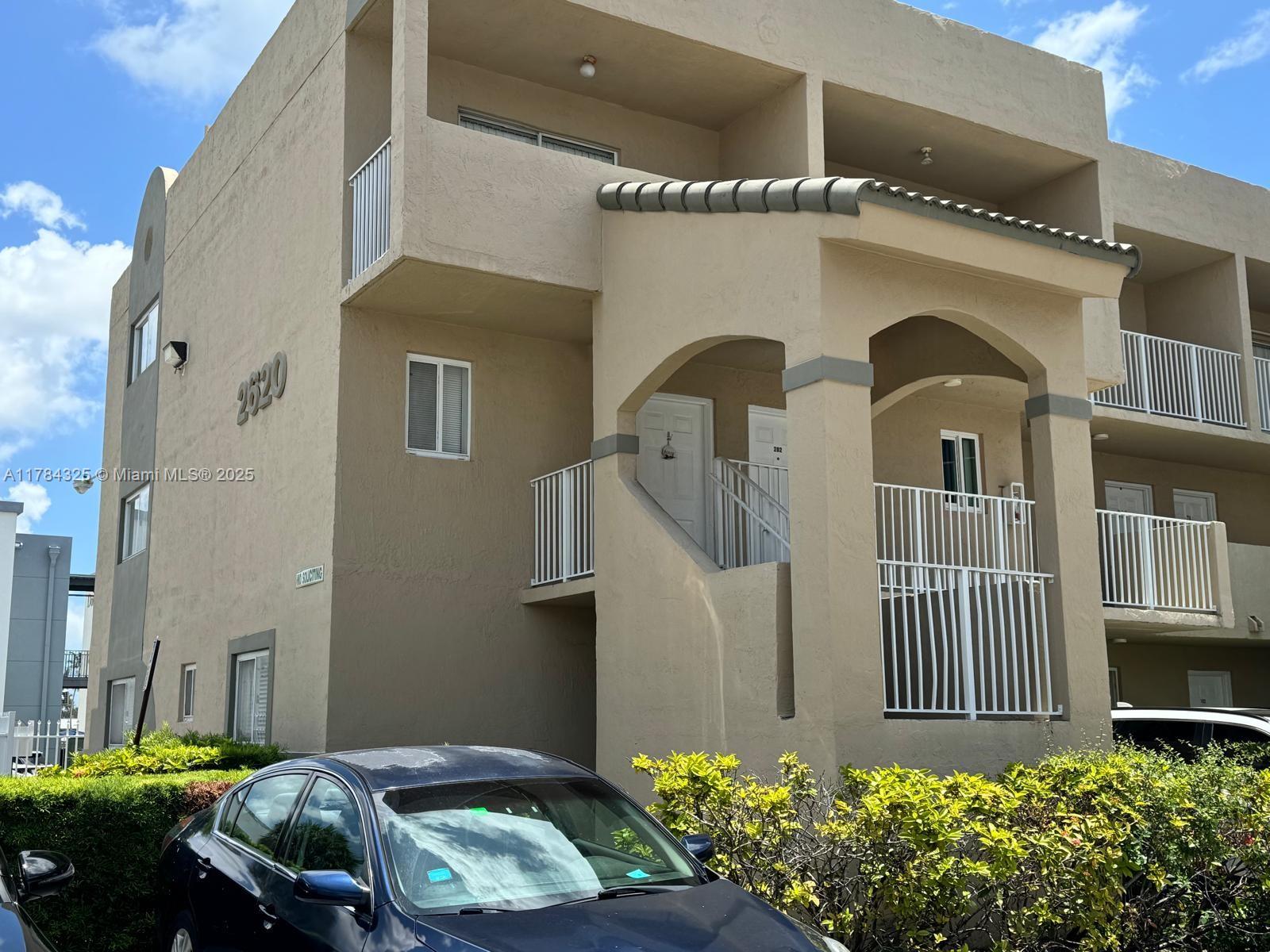 2620 W 76th St 201, Hialeah, Miami-Dade County, Florida - 2 Bedrooms  
2 Bathrooms - 