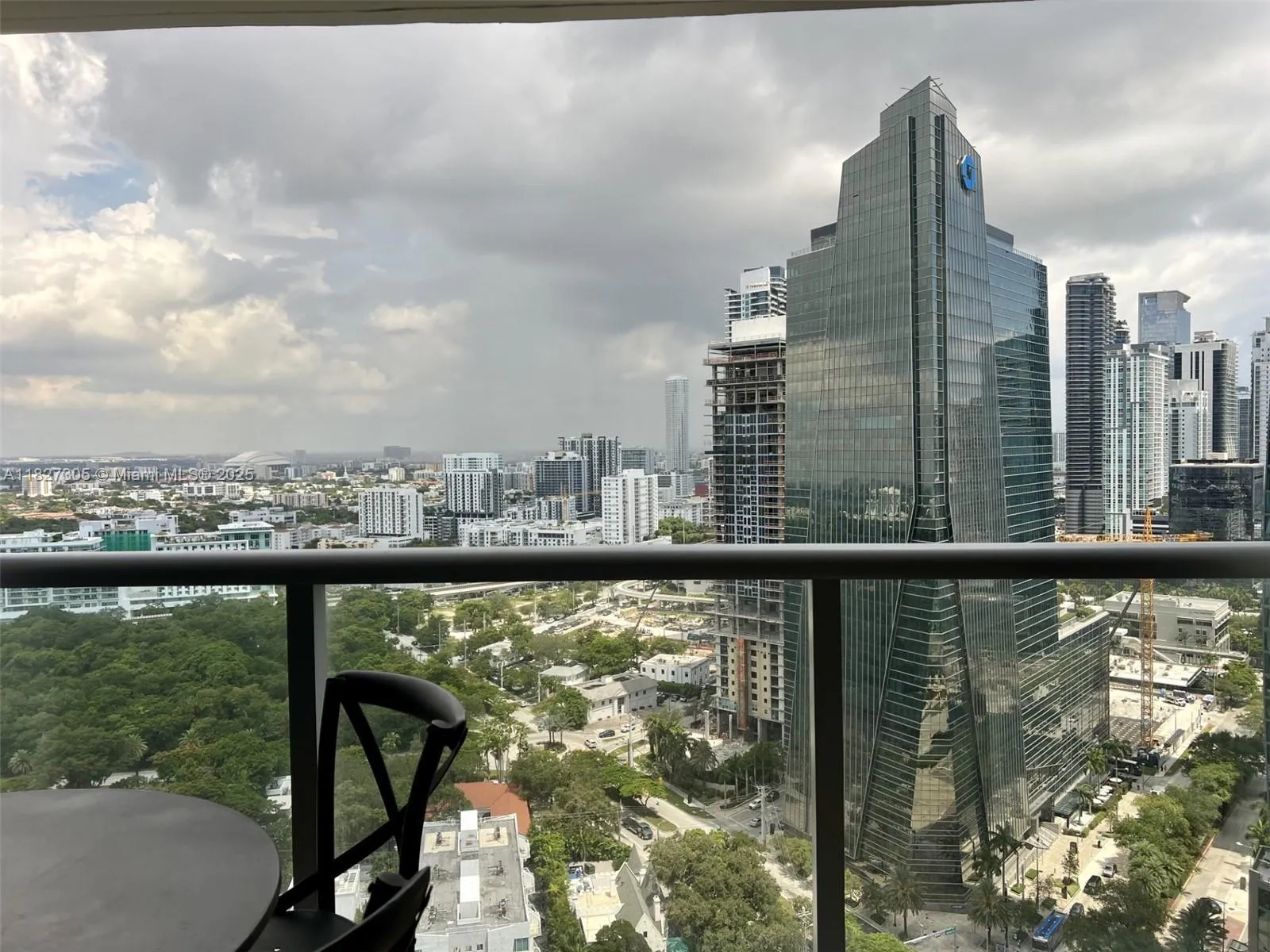 Miami, Florida 33129, United States, 2 Bedrooms Bedrooms, ,2 BathroomsBathrooms,Residential,Active,157644