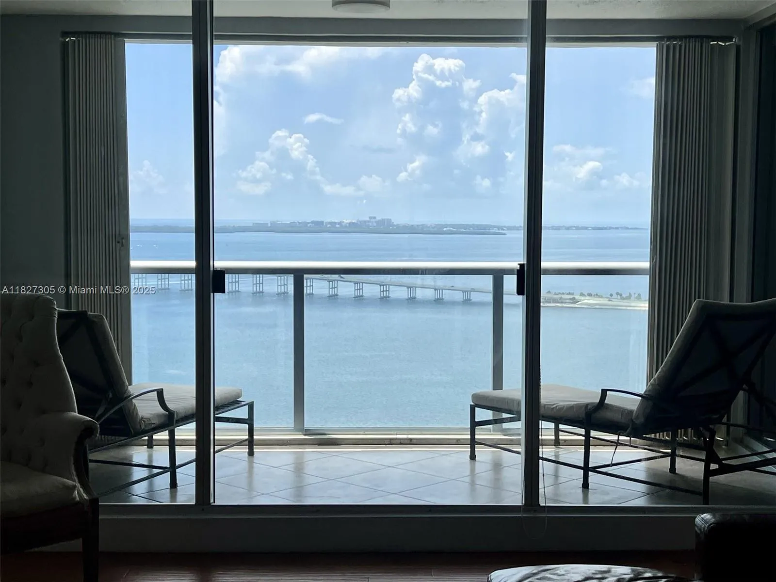 Miami, Florida 33129, United States, 2 Bedrooms Bedrooms, ,2 BathroomsBathrooms,Residential,Active,157644