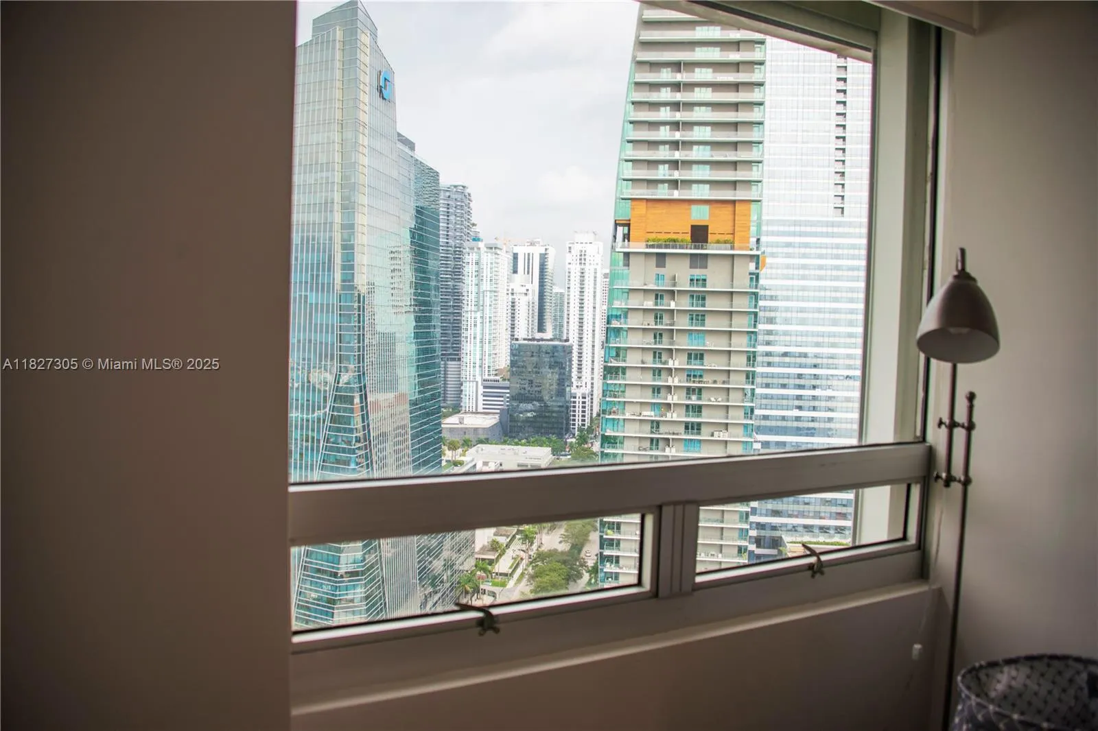 Miami, Florida 33129, United States, 2 Bedrooms Bedrooms, ,2 BathroomsBathrooms,Residential,Active,157644