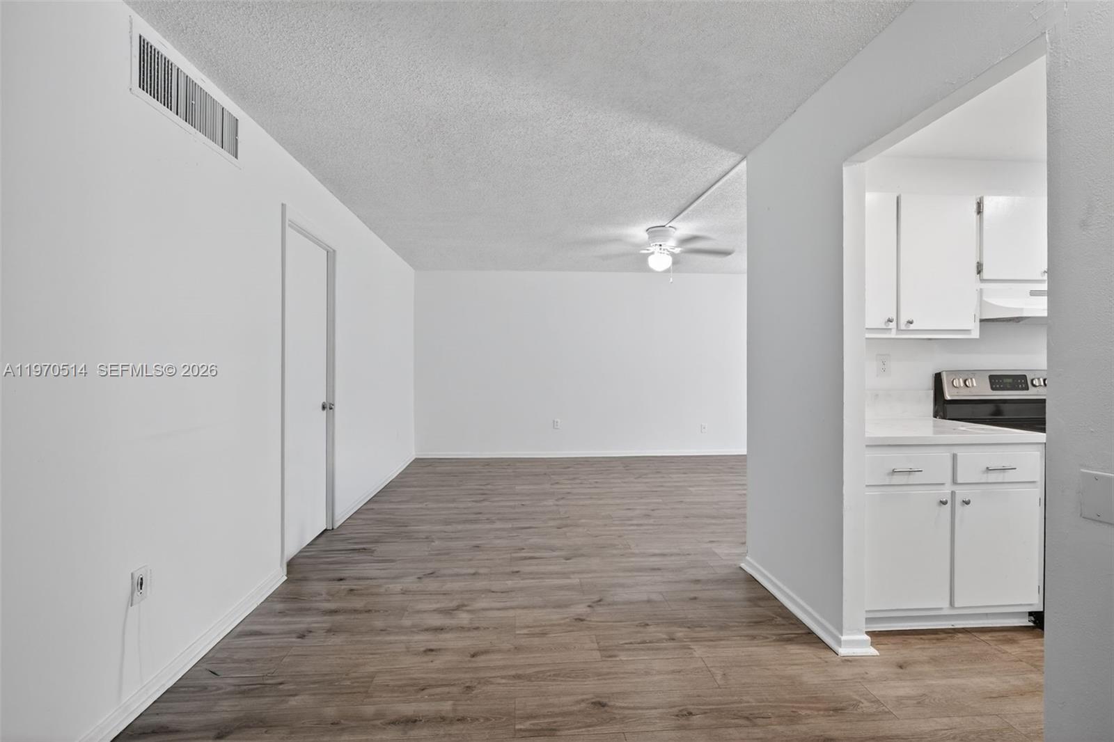 LIME BAY CONDOMINIUM 5 - Residential