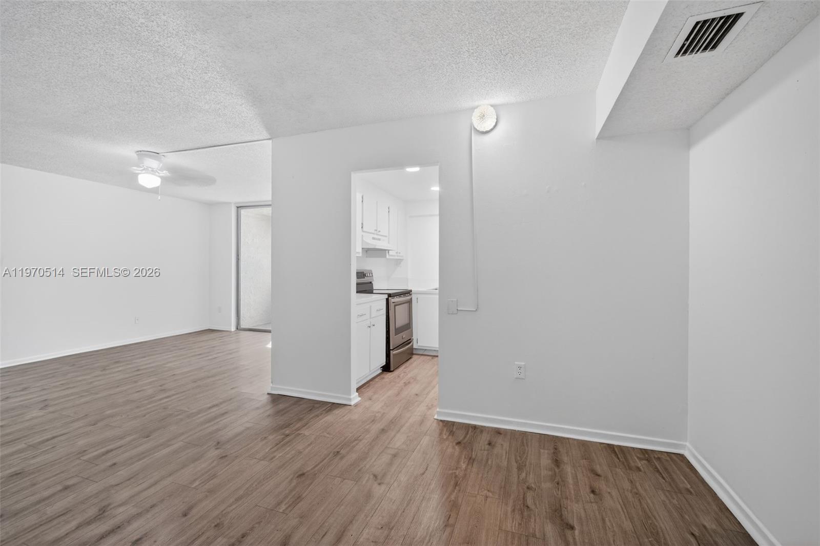 LIME BAY CONDOMINIUM 5 - Residential