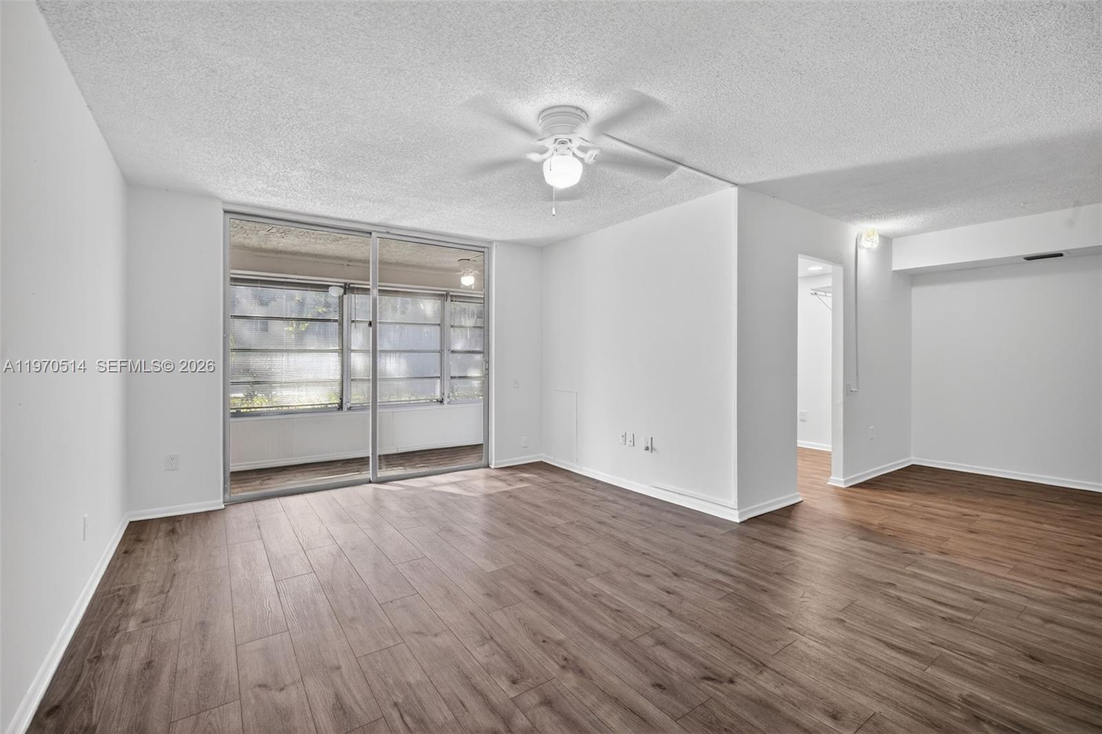 LIME BAY CONDOMINIUM 5 - Residential