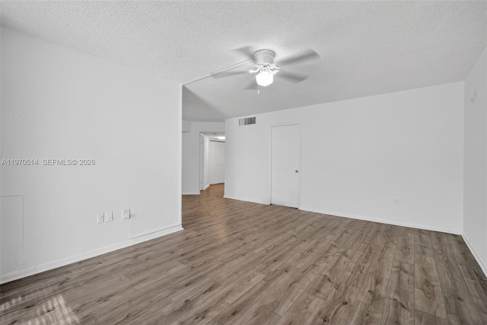 LIME BAY CONDOMINIUM 5 - Residential