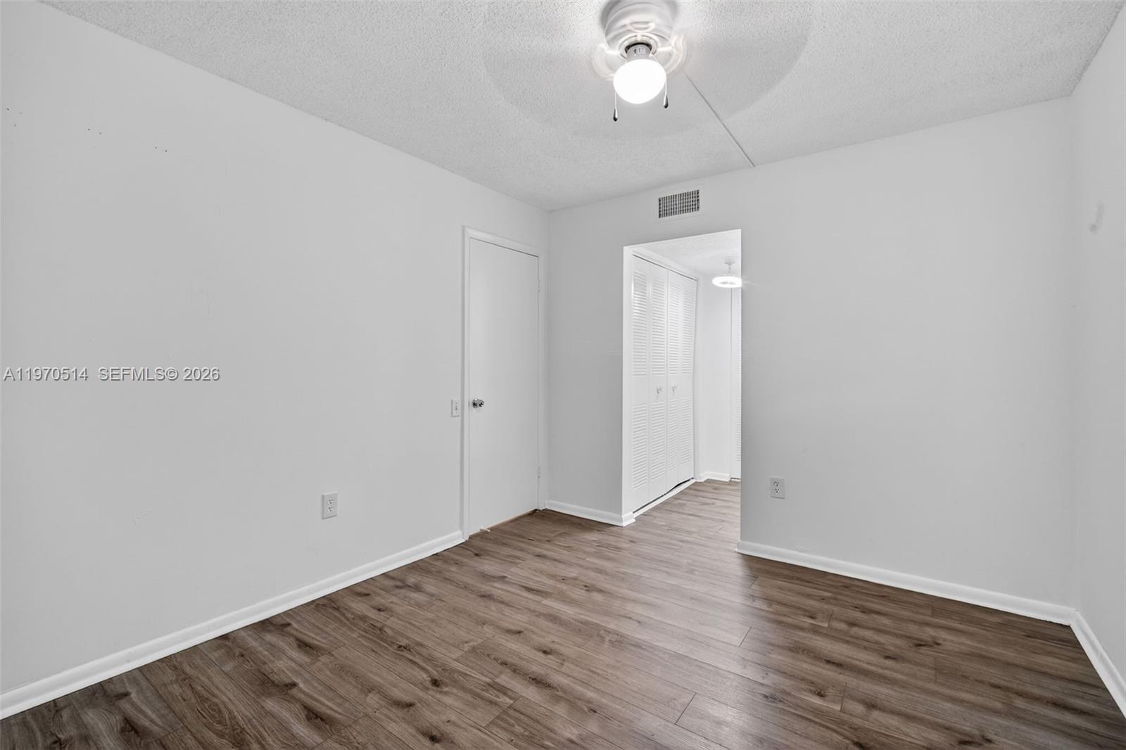 LIME BAY CONDOMINIUM 5 - Residential