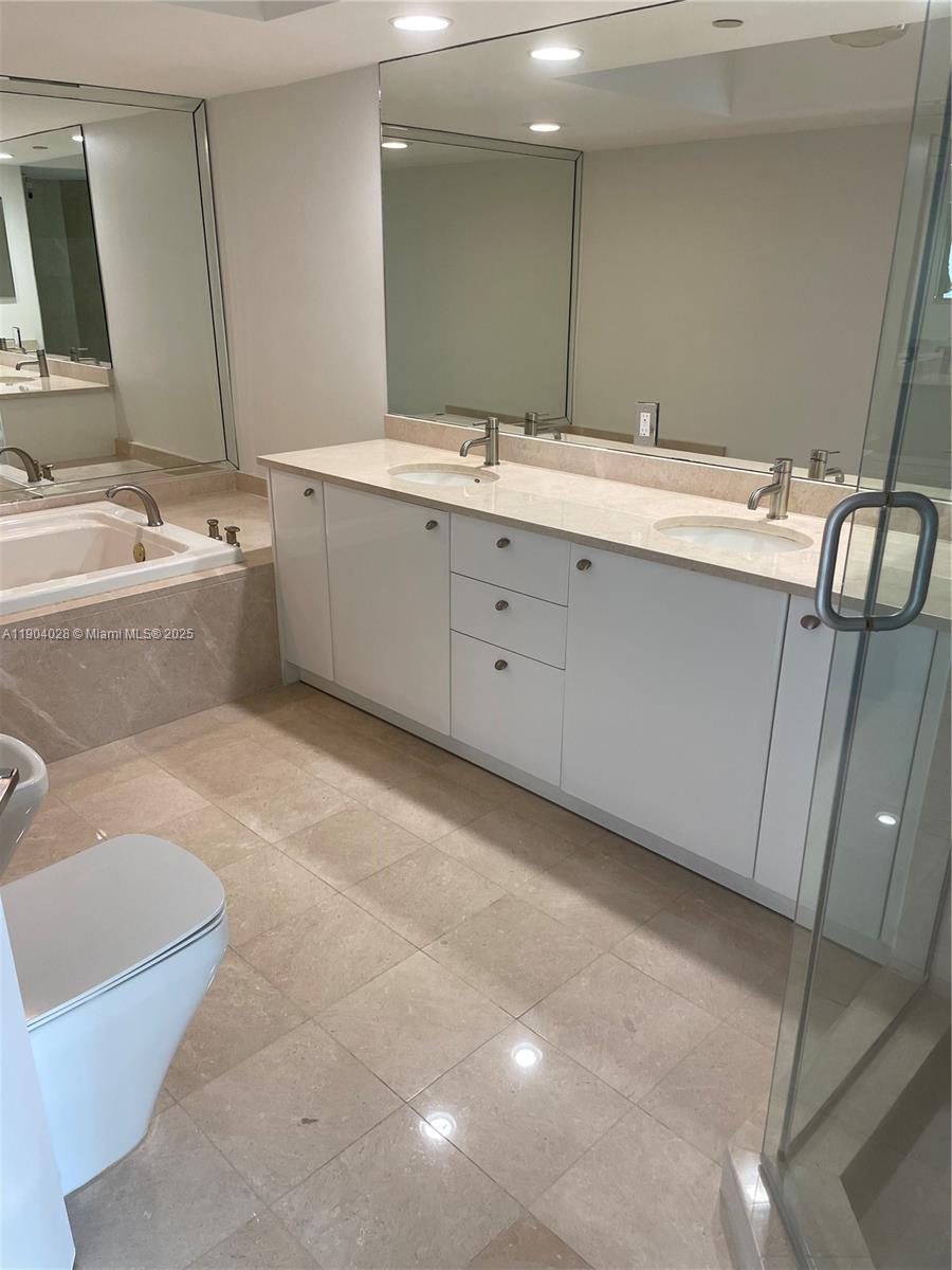 OCEANIA V CONDO - Residential Lease