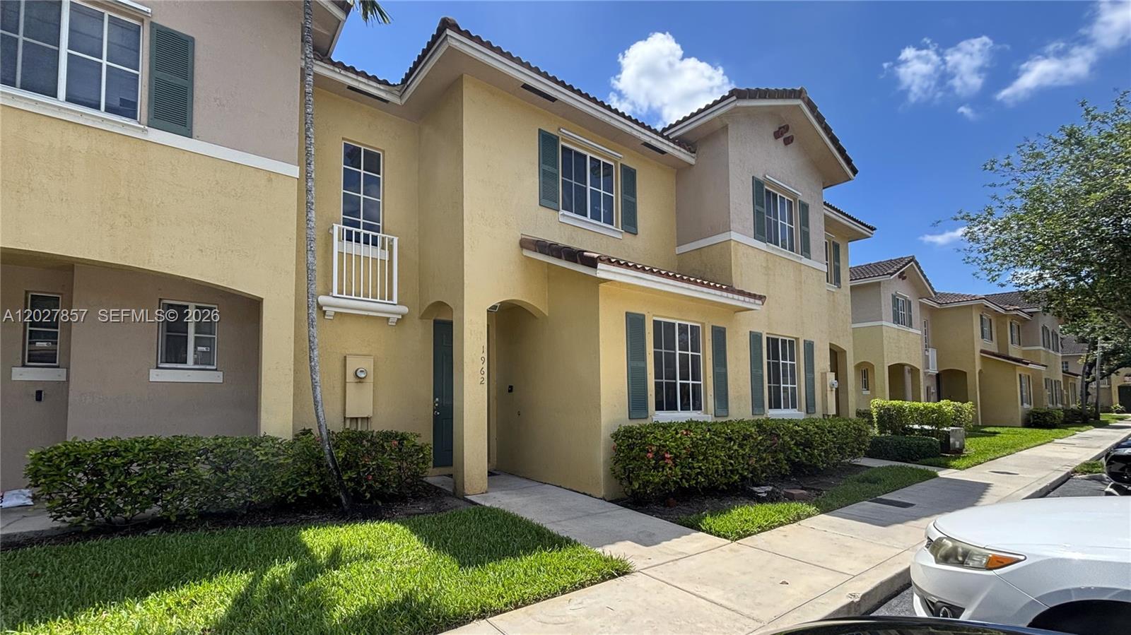 1962 SW 60th Ave