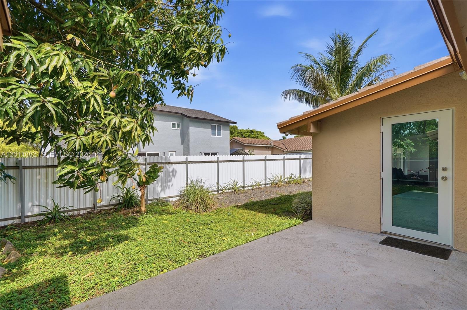COUNTRY LAKE MANORS SEC 2 - Residential