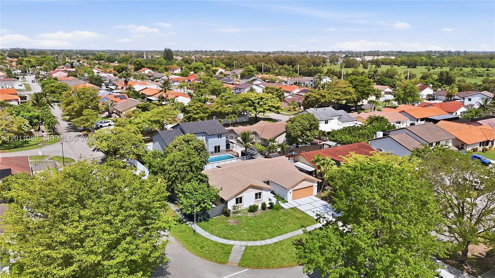 COUNTRY LAKE MANORS SEC 2 - Residential