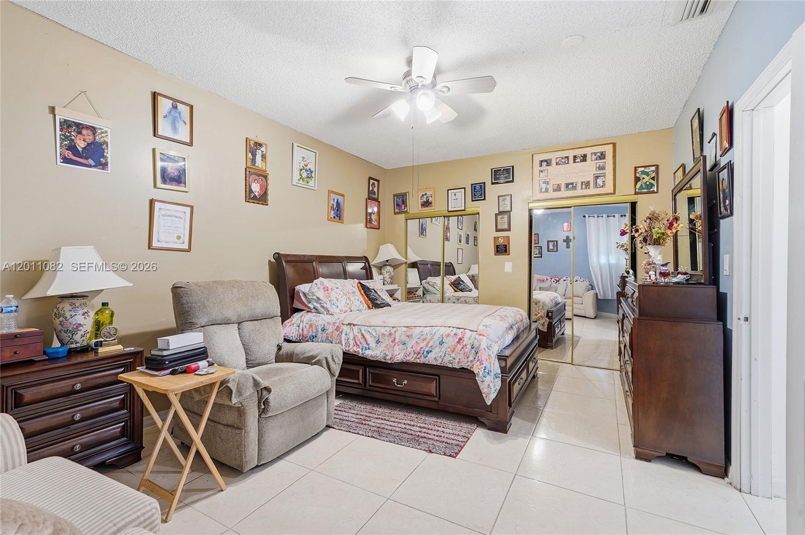 COUNTRY LAKE MANORS SEC 2 - Residential