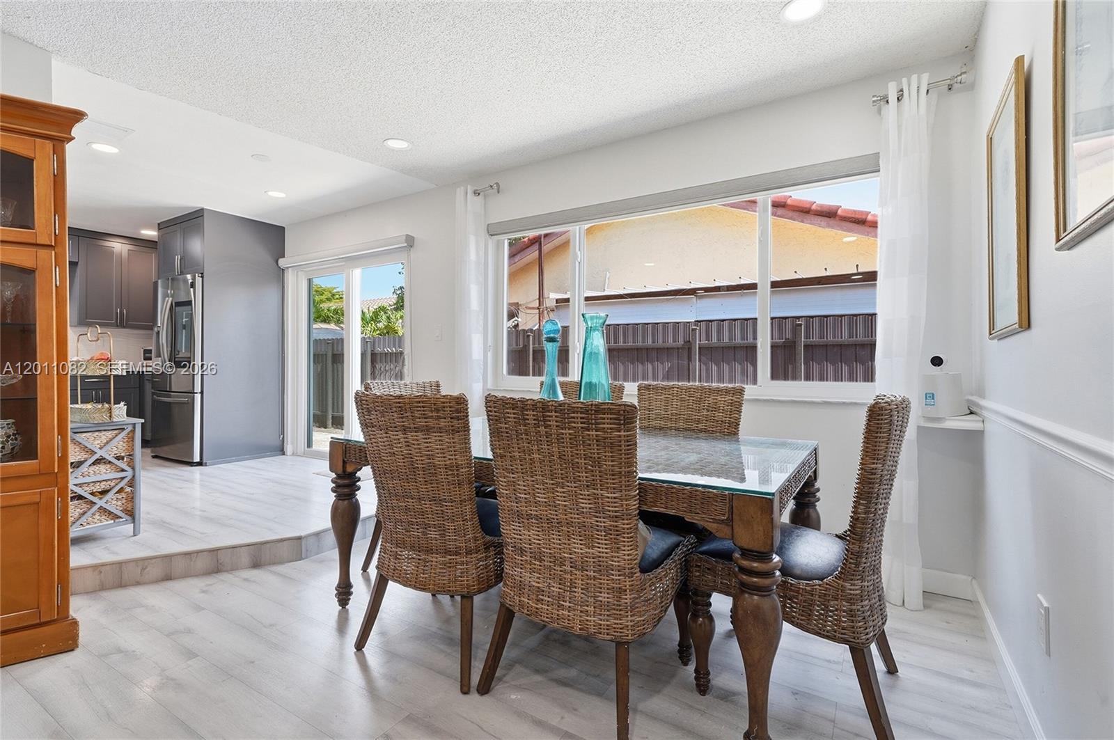 COUNTRY LAKE MANORS SEC 2 - Residential