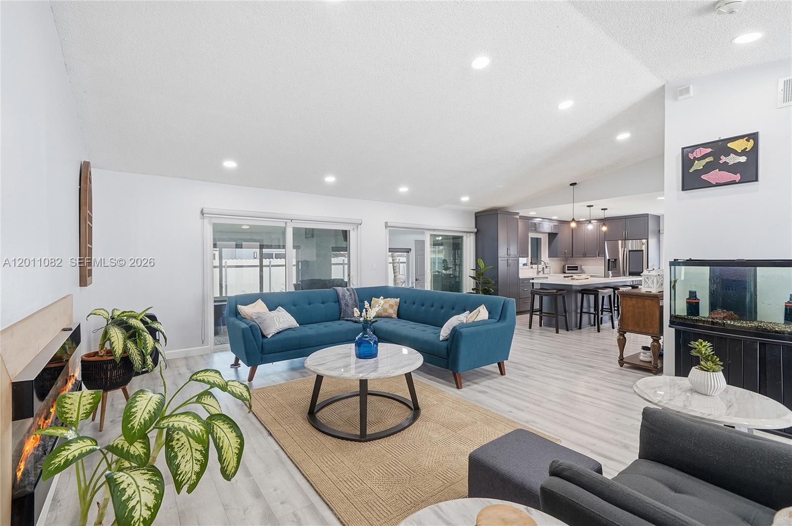 COUNTRY LAKE MANORS SEC 2 - Residential