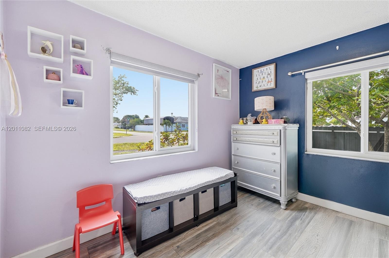 COUNTRY LAKE MANORS SEC 2 - Residential