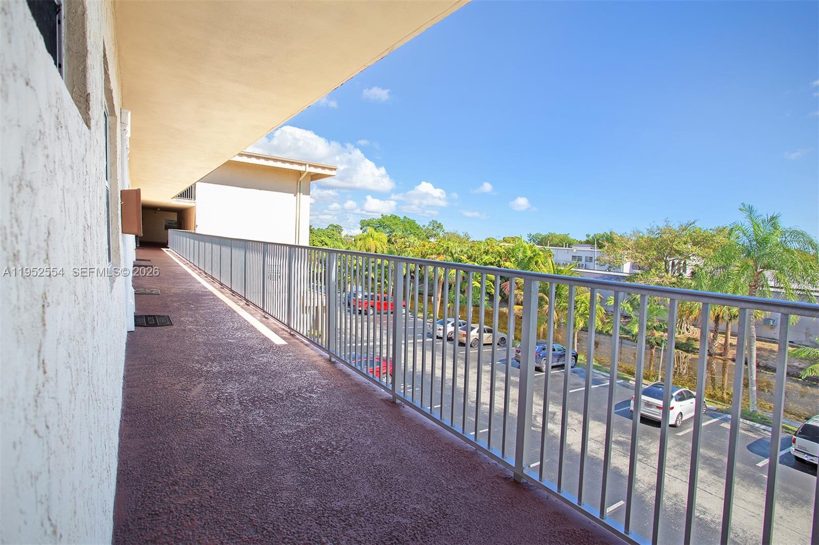 PEARL CONDO - Residential