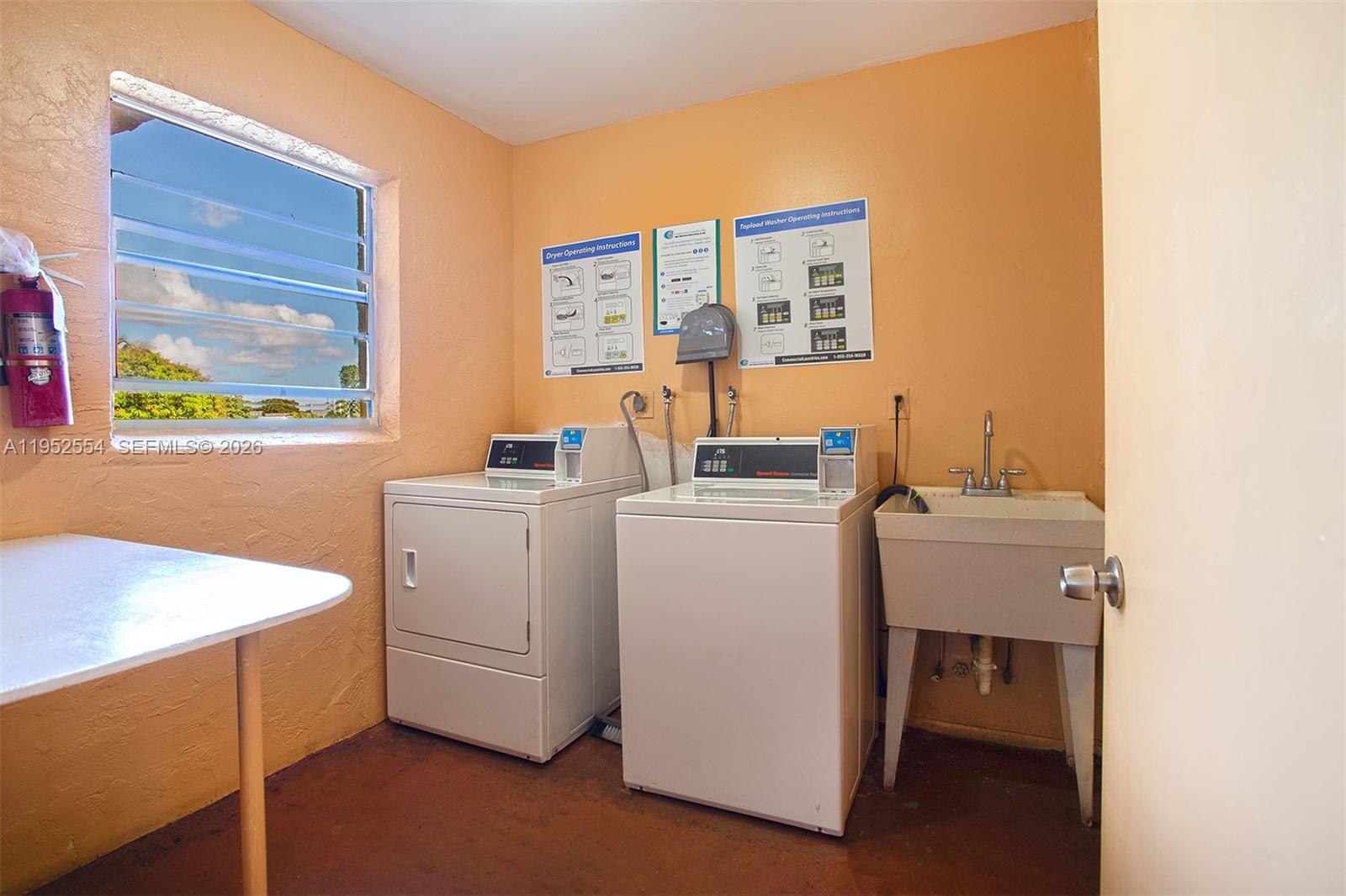 PEARL CONDO - Residential