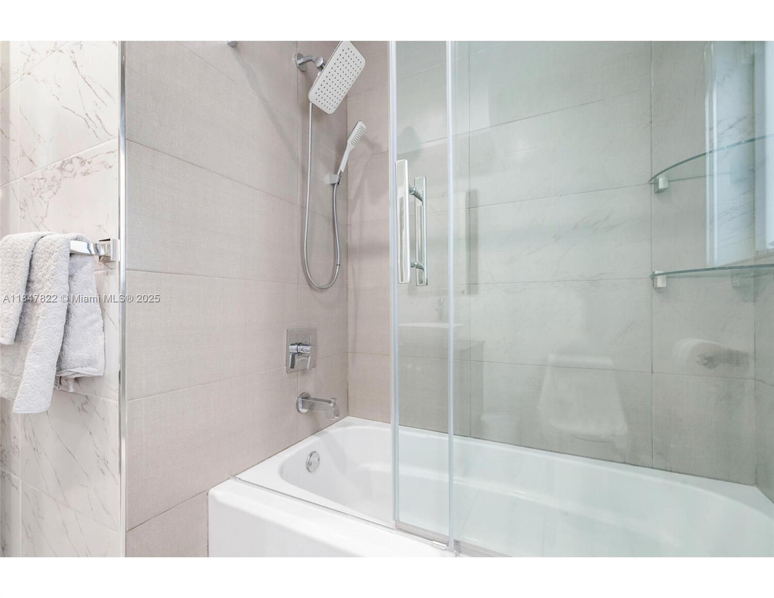 HIGHLAND WOODS SEC 1 - Residential