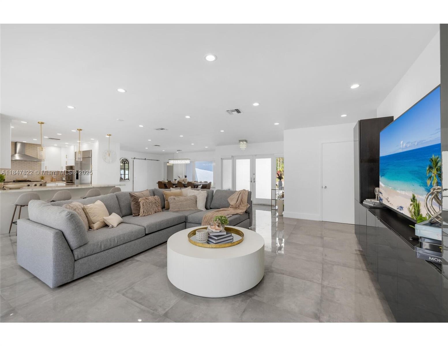 HIGHLAND WOODS SEC 1 - Residential