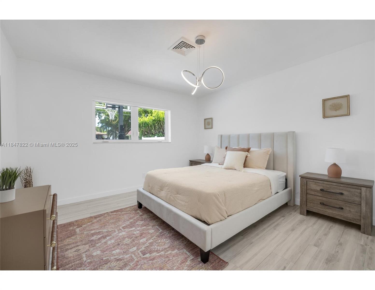 HIGHLAND WOODS SEC 1 - Residential